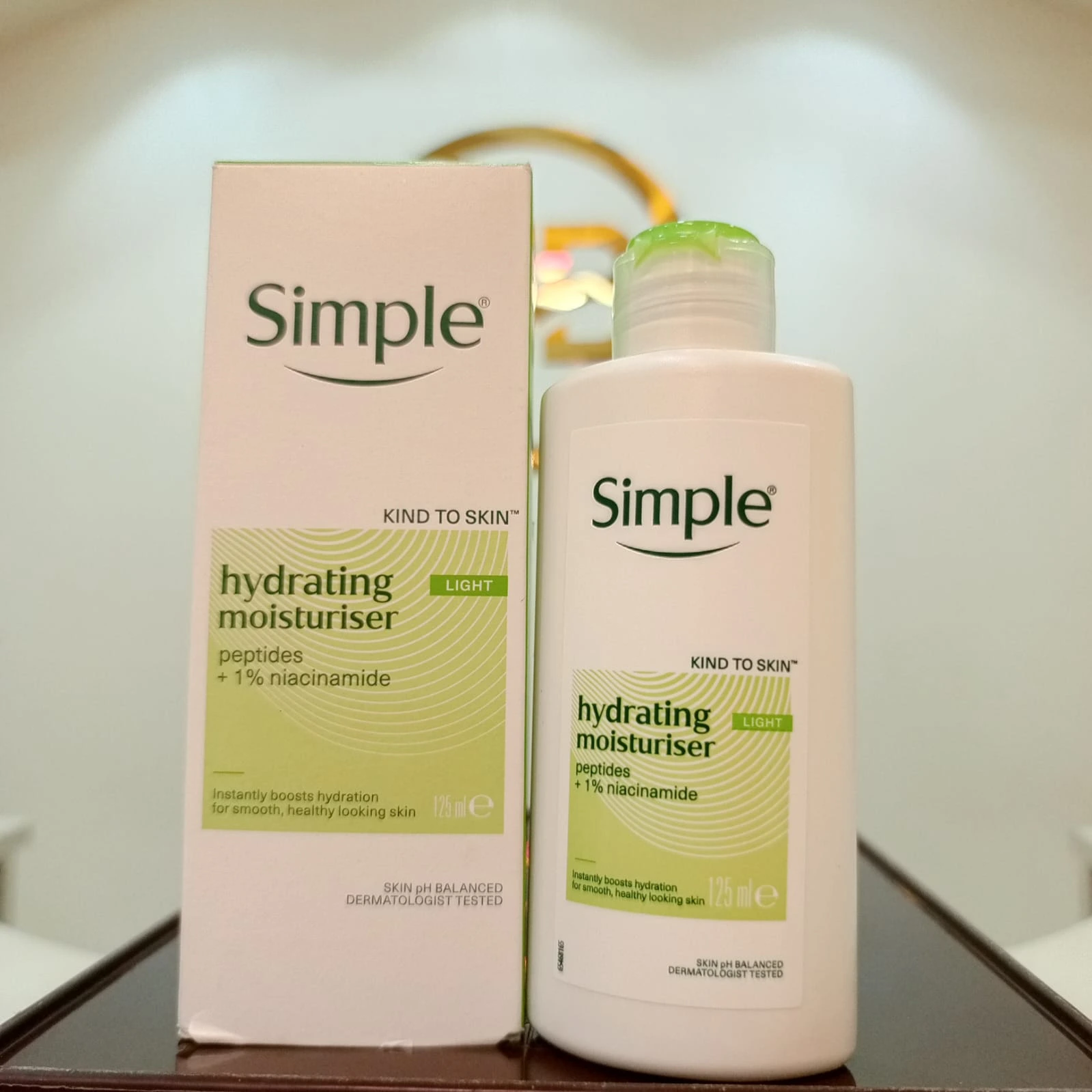 simple-hydrating-light-moisturiser-125ml Simple Hydrating Light Moisturiser
